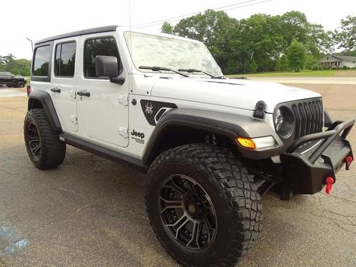 Bright White Clearcoat 2021 Jeep Wrangler Unlimited Sport