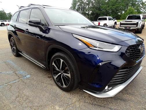 2022 Toyota Highlander XSE