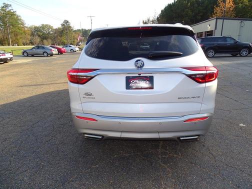2018 Buick Enclave Essence