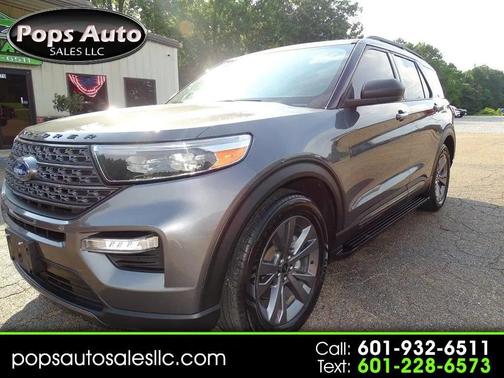Grey 2021 Ford Explorer XLT