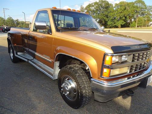 1989 Chevrolet 3500 Reg. Cab 4WD