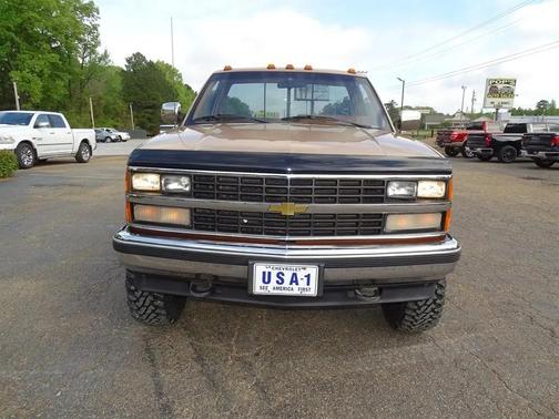 Brown 1989 Chevrolet Pickup Truck Base