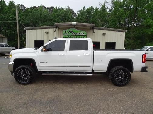 White 2018 GMC Sierra 2500 SLT