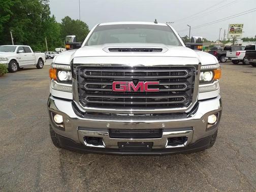 White 2018 GMC Sierra 2500 SLT