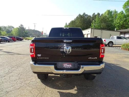 Diamond Black Crystal Pearlcoat 2019 RAM 2500 Limited Crew Cab 4x4 6'4' Box