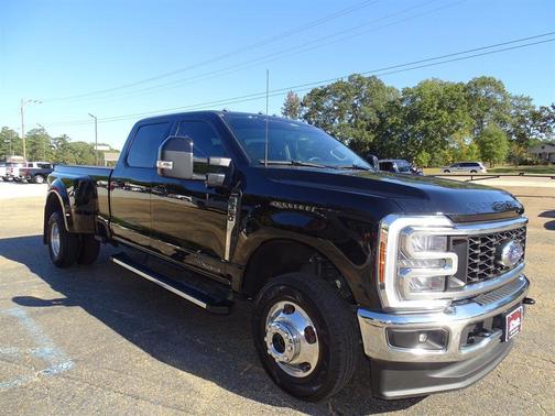 2025 Ford F-350 Lariat