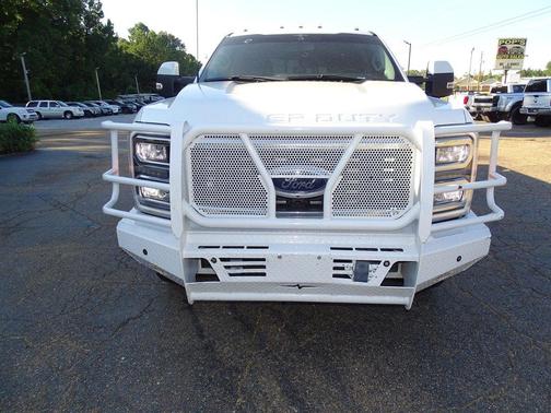 2023 Ford F-350 Lariat