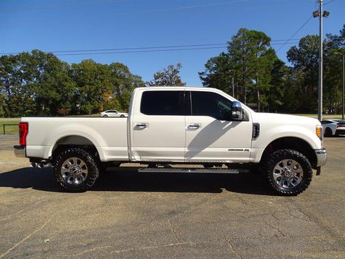 2017 Ford F-250 Lariat