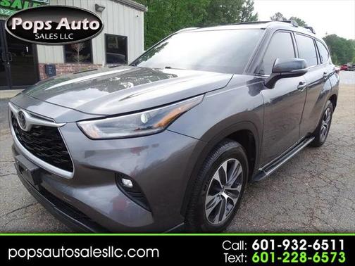 2021 Toyota Highlander XLE