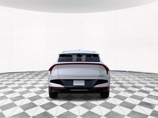 2025 Kia EV6 Light Long Range