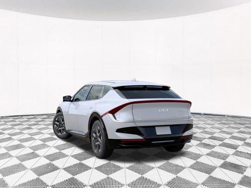 2025 Kia EV6 Light Long Range