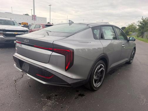 Steel Gray 2025 Kia K4 EX