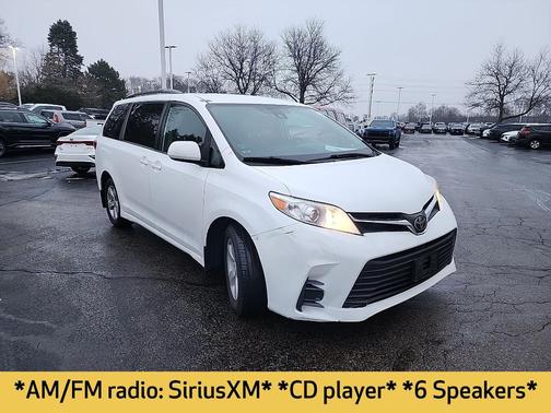 2019 Toyota Sienna LE