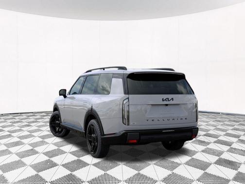 Wolf Gray 2027 Kia Telluride Hybrid X-Line SX