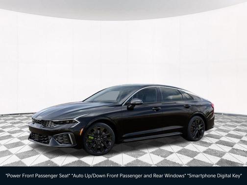 Aurora Black Pearl 2026 Kia K5 GT