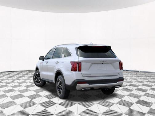 Glacial White Pearl 2026 Kia Sorento S
