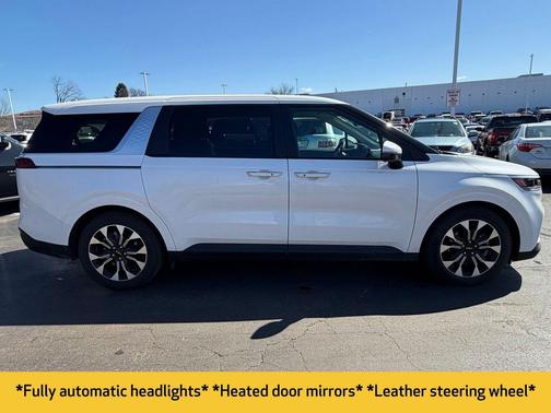 Snow White Pearl 2023 Kia Carnival EX