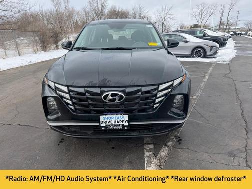 2024 Hyundai TUCSON SE