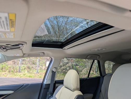 Crystal Black Silica 2025 Subaru Outback Limited