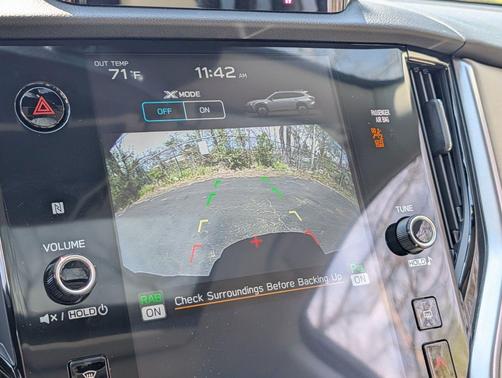 Crystal Black Silica 2025 Subaru Outback Limited