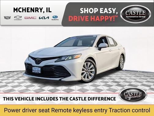 Super White 2018 Toyota Camry LE