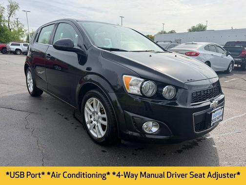 Mosaic Black Metallic 2016 Chevrolet Sonic LT