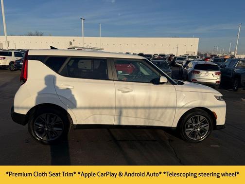 Snow White Pearl 2021 Kia Soul S