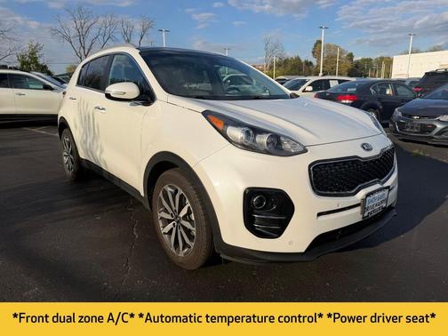 Snow White Pearl 2017 Kia Sportage EX