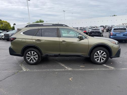 Autumn Green Metallic 2021 Subaru Outback Premium