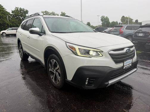Crystal White Pearl 2020 Subaru Outback Touring