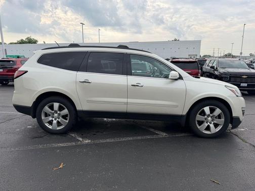 White Diamond Tricoat 2015 Chevrolet Traverse LTZ