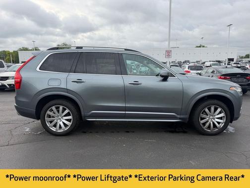 Gray Metallic 2019 Volvo XC90 T6 Momentum
