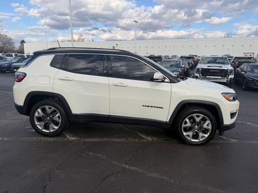 White Clearcoat 2018 Jeep Compass Limited