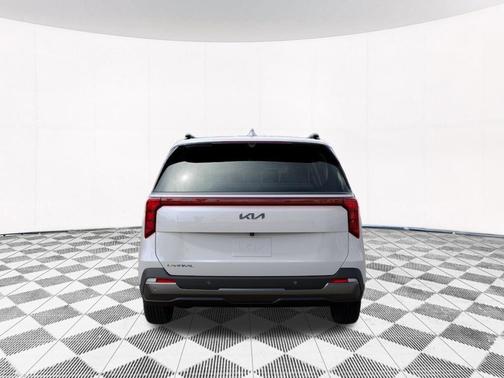 Snow White Pearl 2027 Kia Carnival EX