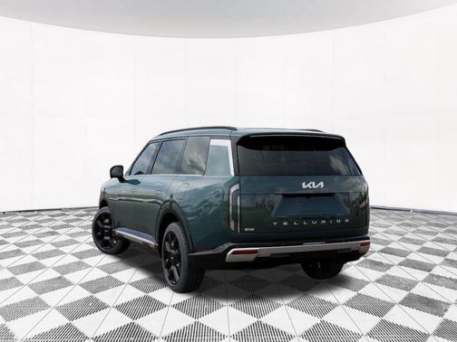 Black Jade Green 2027 Kia Telluride Hybrid SX