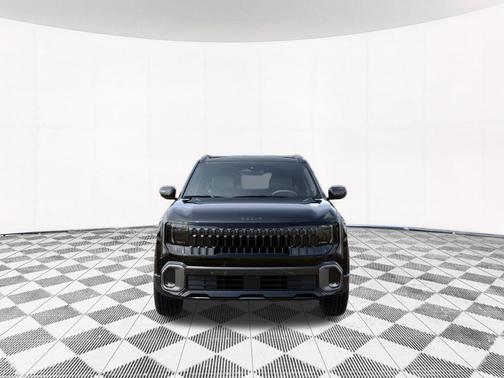 Aurora Black Pearl 2027 Kia Seltos X-Line SX