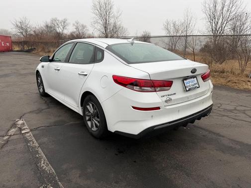 2020 Kia Optima LX