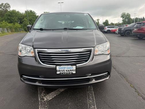 Granite Crystal Metallic Clearcoat 2015 Chrysler Town & Country Touring