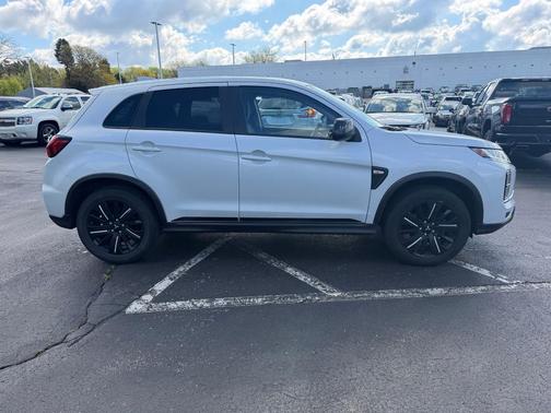 White Diamond 2022 Mitsubishi Outlander Sport