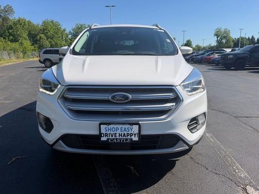 White Platinum Metallic Tri-Coat 2019 Ford Escape Titanium