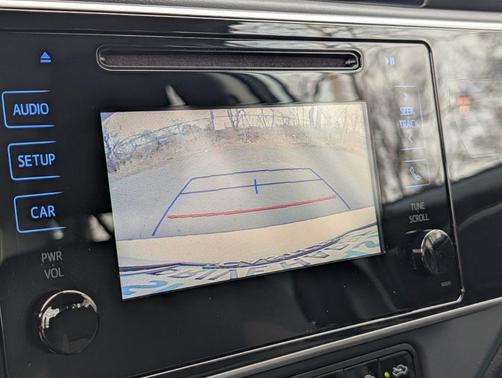 Blizzard Pearl 2018 Toyota Corolla LE