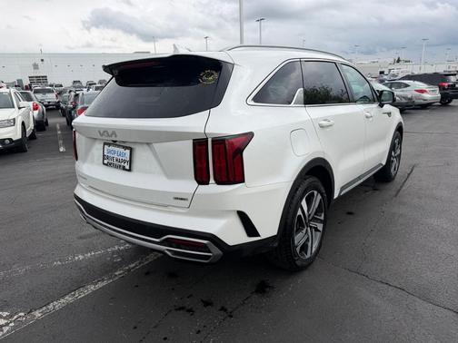Snow White Pearl 2023 Kia Sorento Plug-In Hybrid SX Prestige