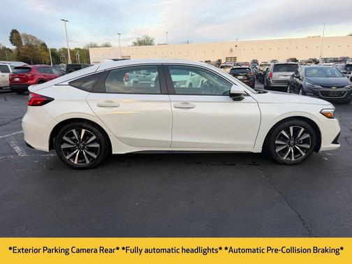 Platinum White Pearl 2023 Honda Civic EX-L