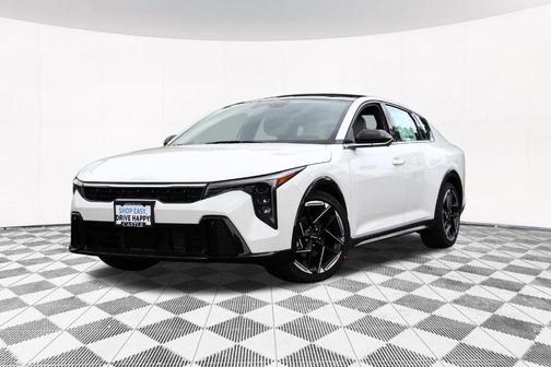 2025 Kia K4 GT-Line