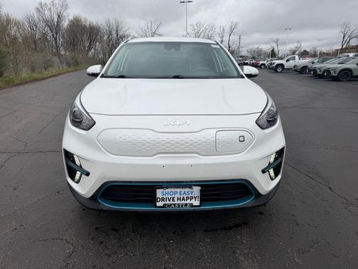 Snow White Pearl 2022 Kia Niro EV EX