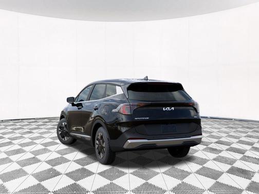 Fusion Black 2026 Kia Sportage Hybrid LX