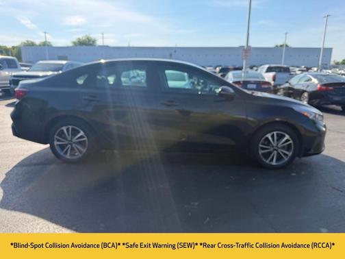 Aurora Black 2023 Kia Forte LXS