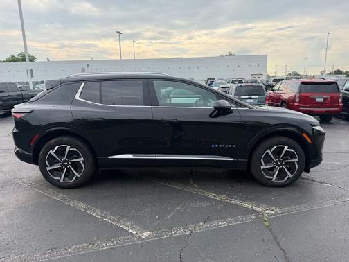 Black 2024 Chevrolet Equinox EV 2LT