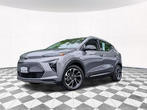 Gray Ghost Metallic 2023 Chevrolet Bolt EUV FWD Premier