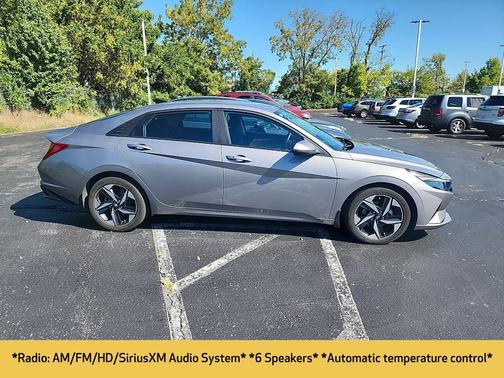 2023 Hyundai ELANTRA SEL